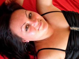 ebut-irinu-foto-pornuha-tolpoy-v-anal